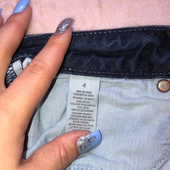 American Eagle Shorts - Picture 5 of 5